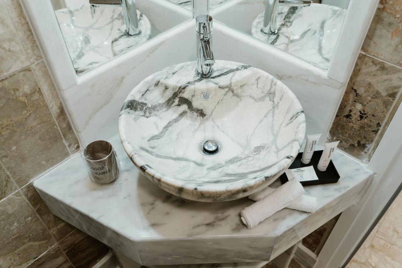 Nea Kallikrateia Blue And White Luxury Suites المظهر الخارجي الصورة