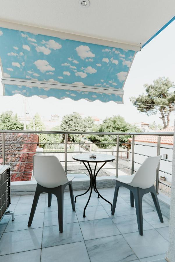 Nea Kallikrateia Blue And White Luxury Suites المظهر الخارجي الصورة