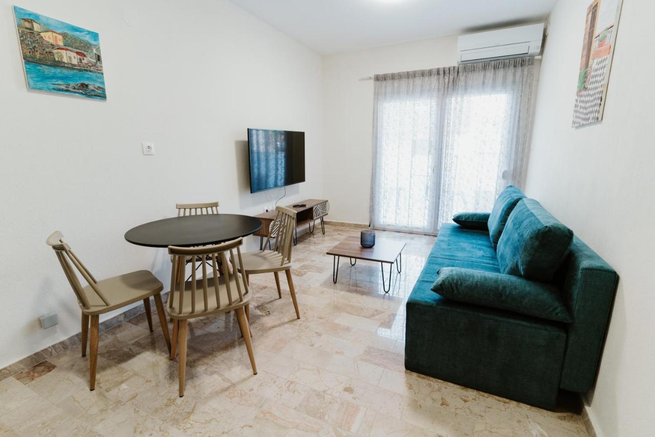 Nea Kallikrateia Blue And White Luxury Suites المظهر الخارجي الصورة