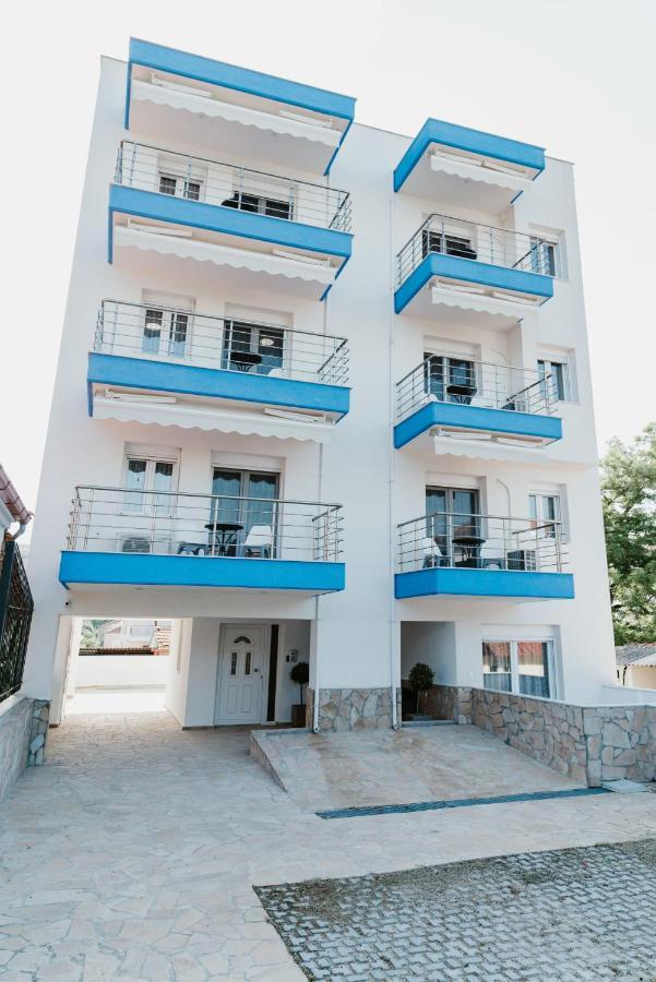 Nea Kallikrateia Blue And White Luxury Suites المظهر الخارجي الصورة
